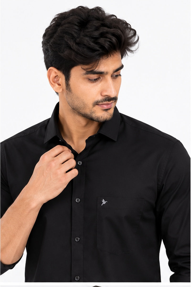 Men’s Black Cotton Slim-Fit Stain-Proof Casual Shirt
